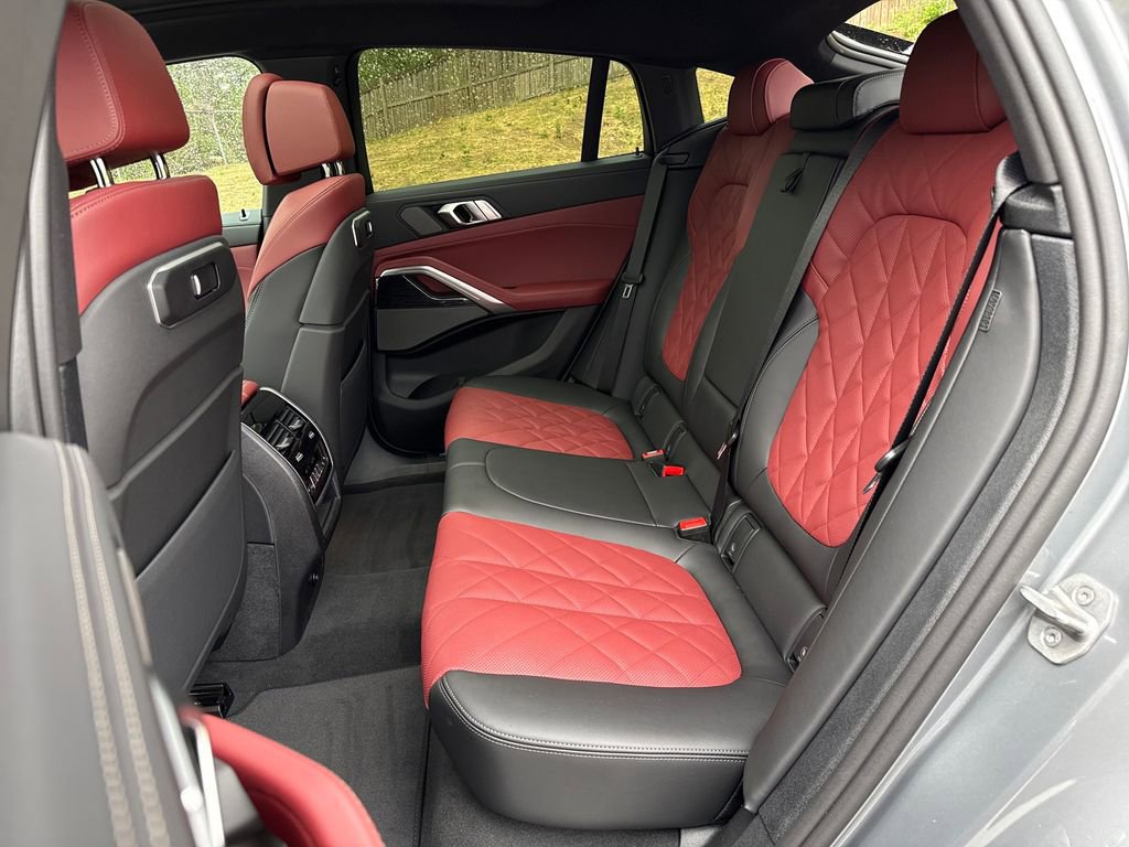New 2026 BMW X6 xDrive40i image 24
