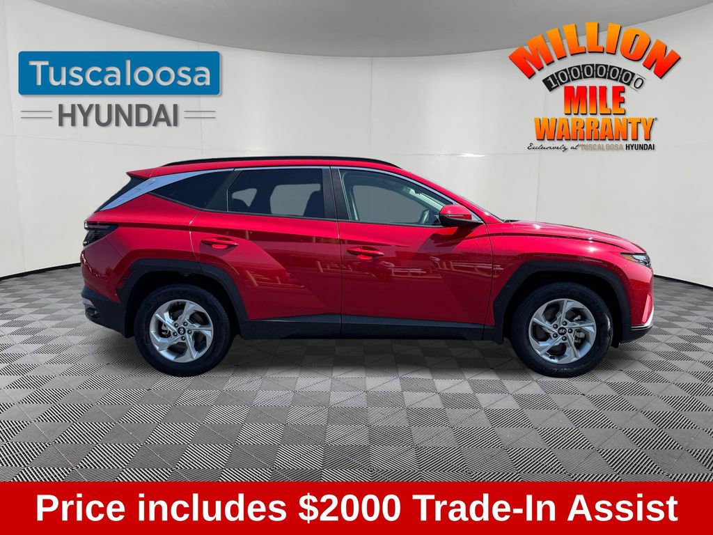 Used 2023 Hyundai Tucson SEL FWD image 2