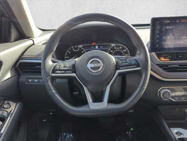 Used 2023 Nissan Altima 2.5 SL image 9