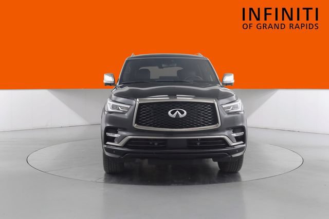 Used 2023 INFINITI QX80 Sensory AWD/4WD image 2