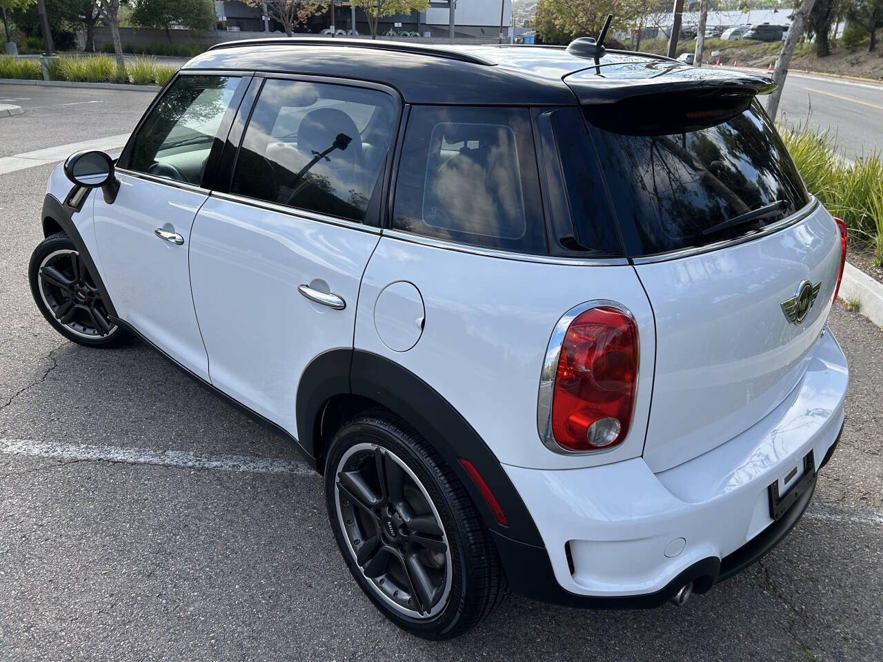 Used 2012 MINI Cooper Countryman S w/ Sport Pkg image 4