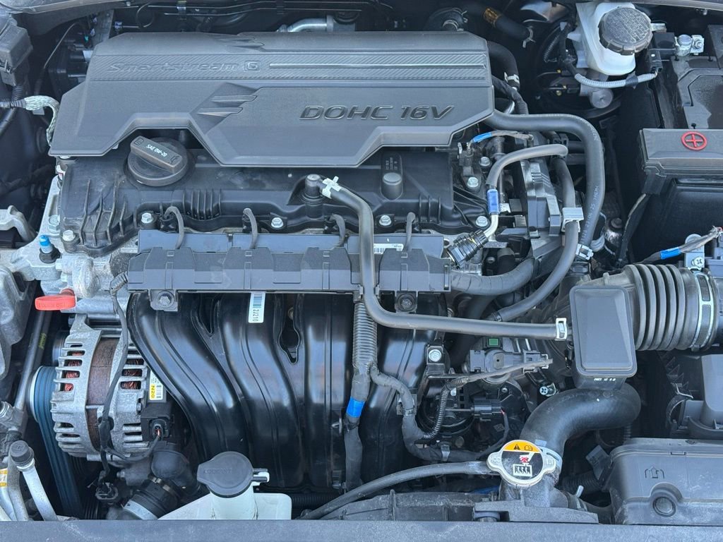 Certified 2024 Hyundai Elantra SEL w/ Convenience Package FWD image 10