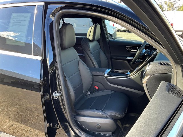 Used 2026 Mercedes-Benz GLC 300 4MATIC image 31