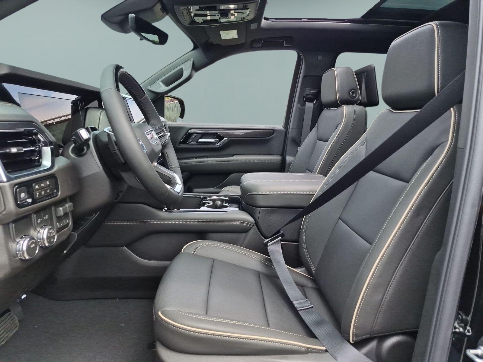 New 2026 GMC Yukon XL Elevation w/ Elevation Premium Package RWD image 18