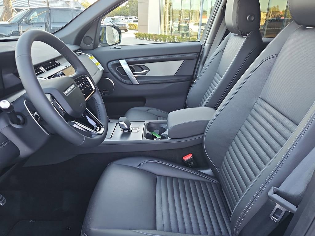 New 2026 Land Rover Discovery Sport Landmark AWD/4WD image 26