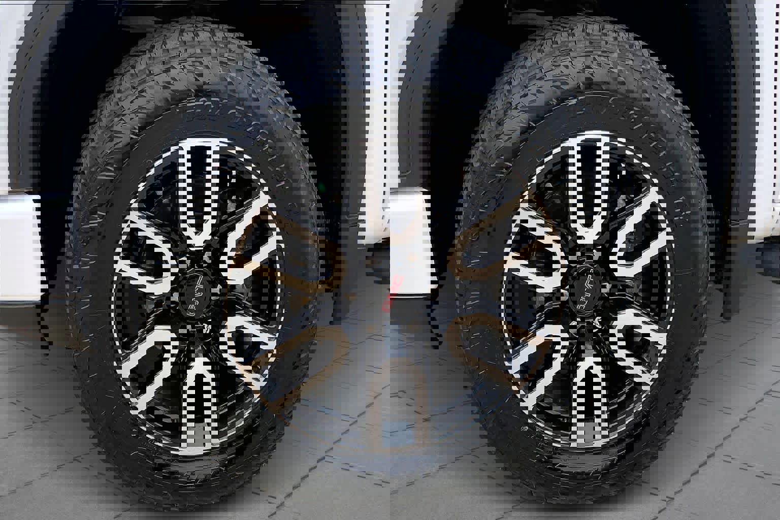 Certified 2022 GMC Sierra 1500 AT4 image 10