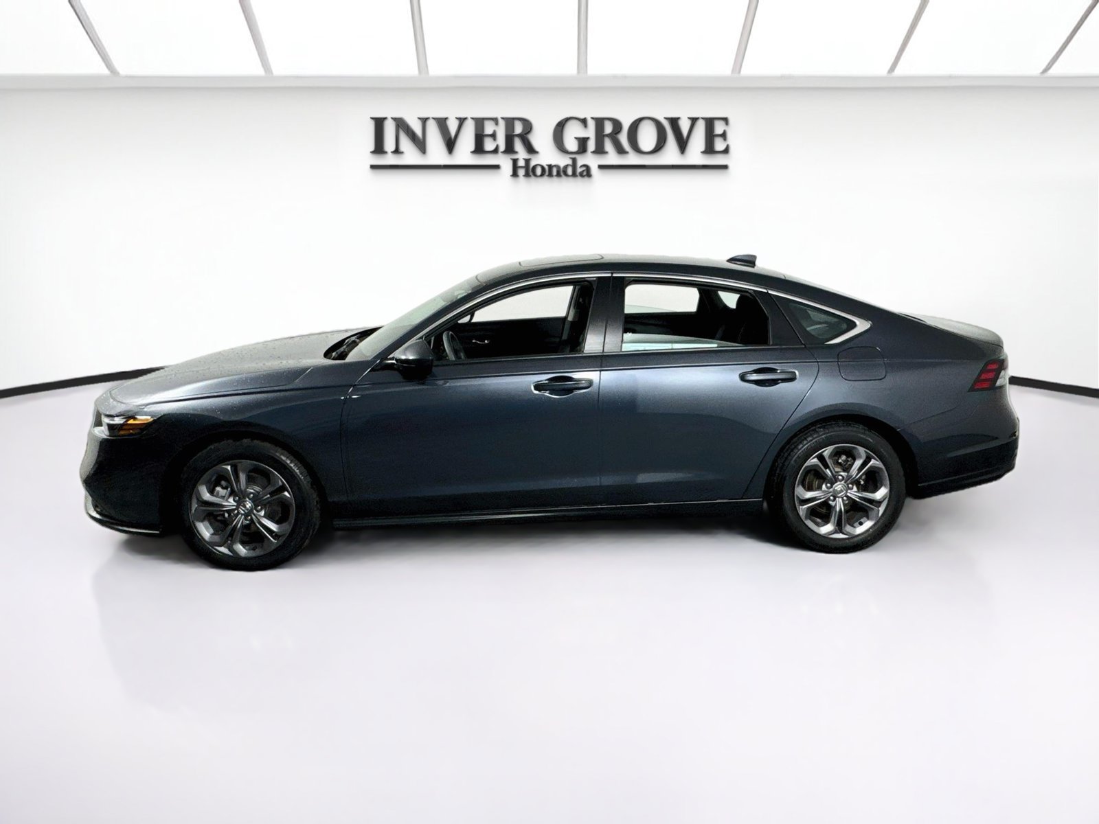 Certified 2024 Honda Accord EX image 8