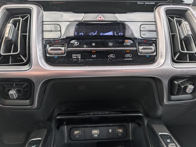 Used 2023 Kia Sorento EX AWD/4WD image 23