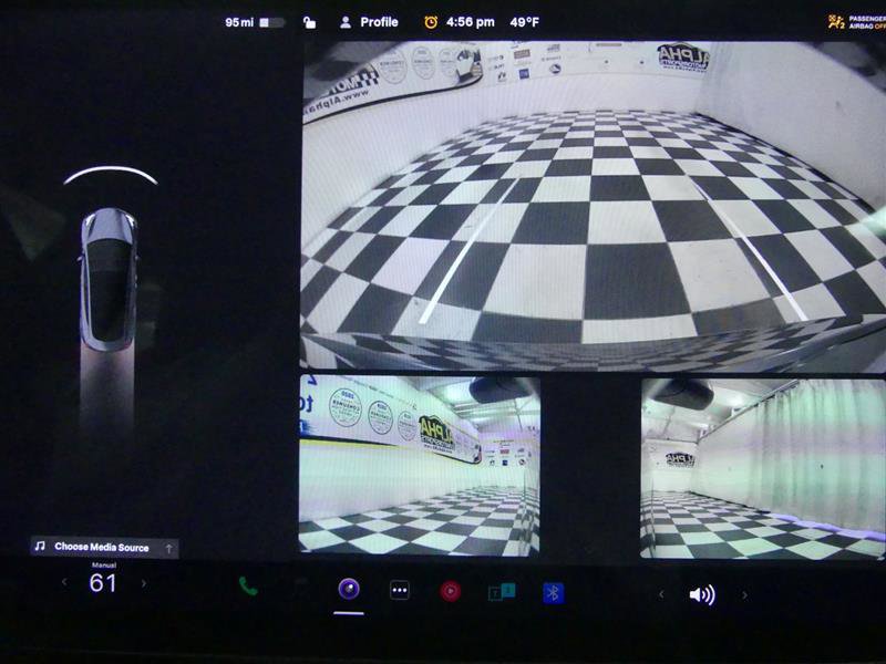 Used 2022 Tesla Model 3 image 11