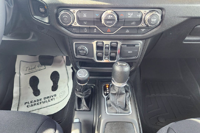 Used 2026 Jeep Wrangler Unlimited Sport AWD/4WD image 11