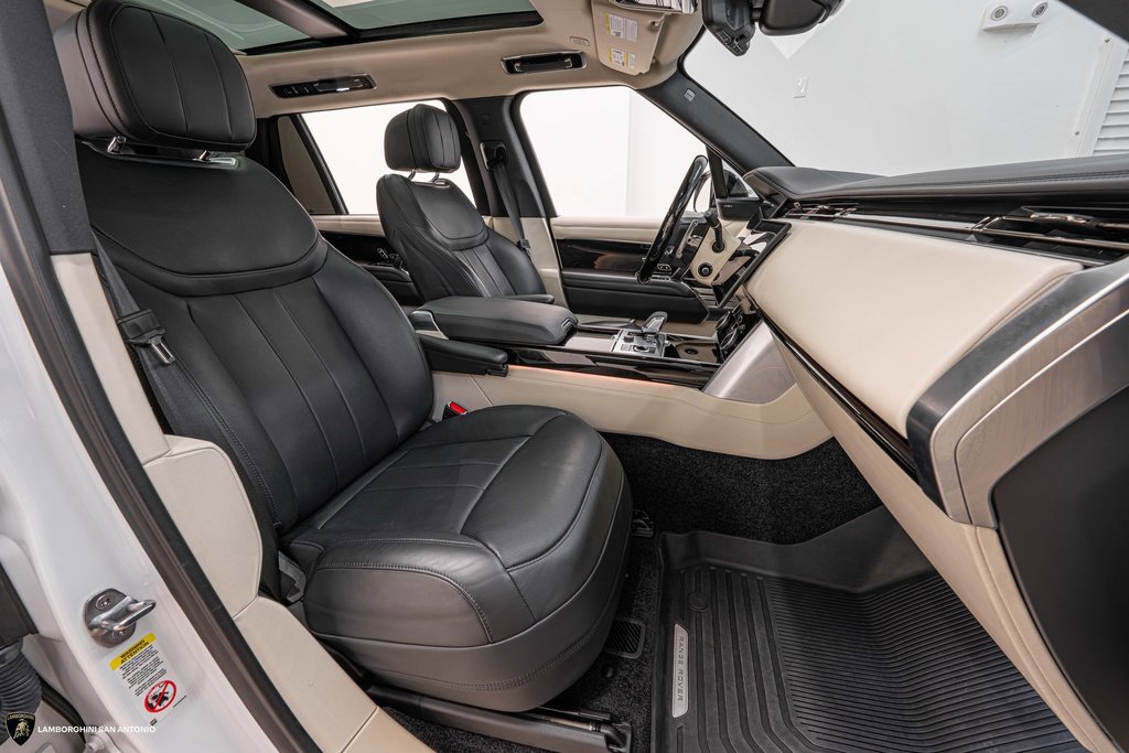 Used 2023 Land Rover Range Rover Long Wheelbase SE image 21