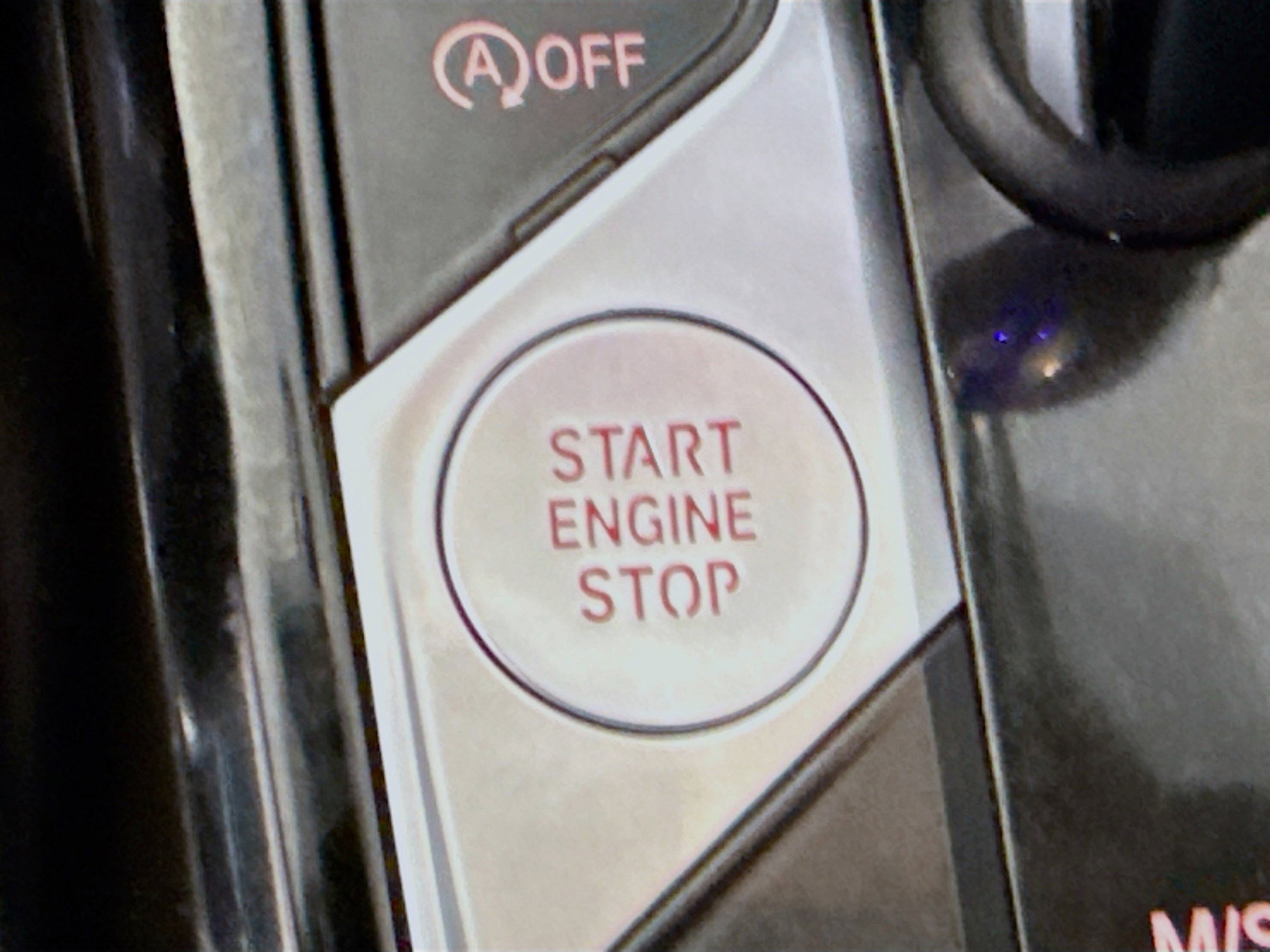 Used 2019 BMW 330i xDrive Sedan w/ Convenience Package image 21