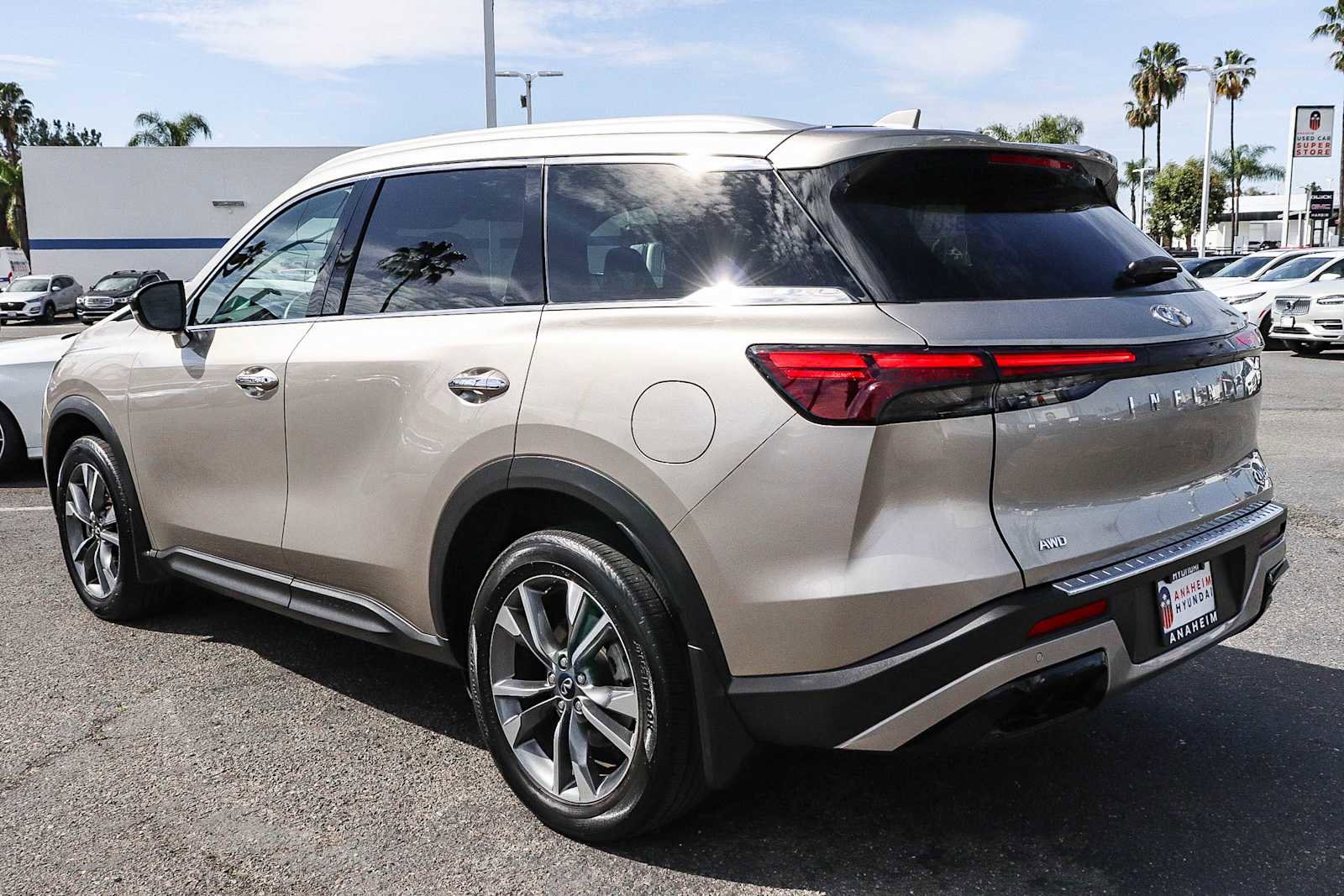 Used 2023 INFINITI QX60 Luxe w/ Cargo Package image 8