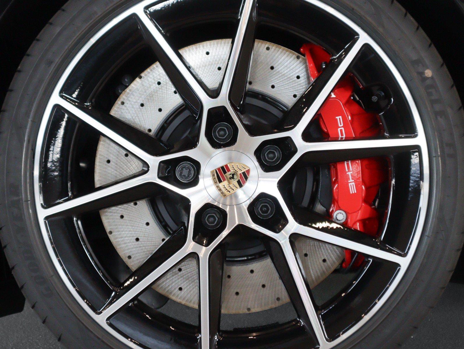 New 2026 Porsche 911 Carrera S RWD image 12