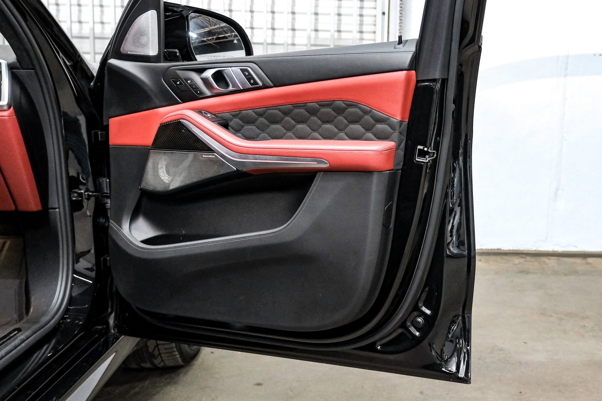 Used 2020 BMW X5 M Competition w/ Executive Package image 48