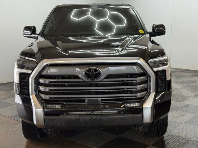 Used 2022 Toyota Tundra Limited image 3