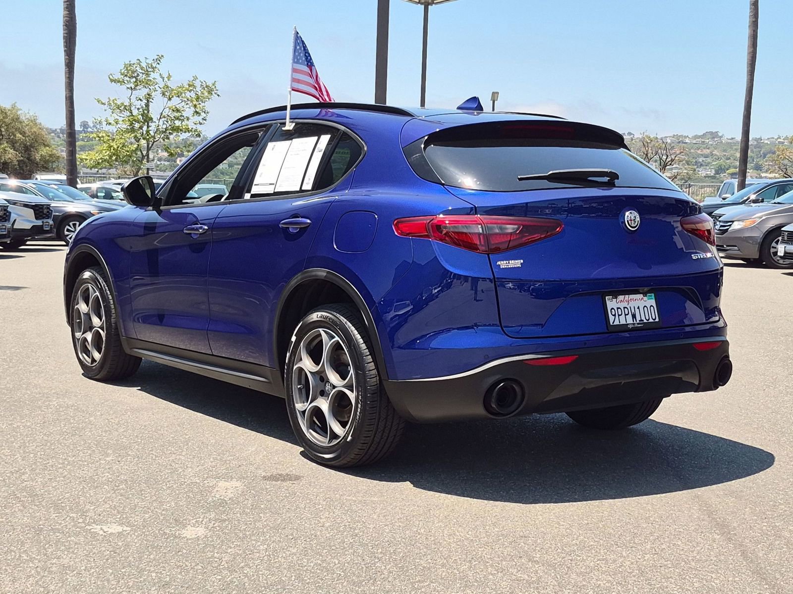 Used 2022 Alfa Romeo Stelvio Sprint RWD image 3