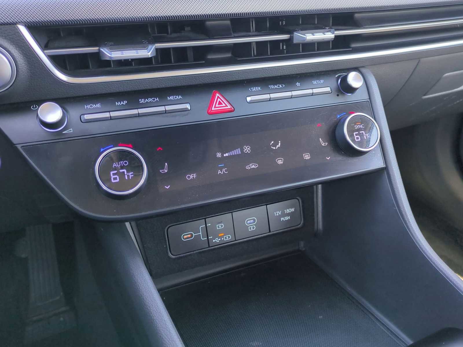 Used 2024 Hyundai Sonata SEL image 17