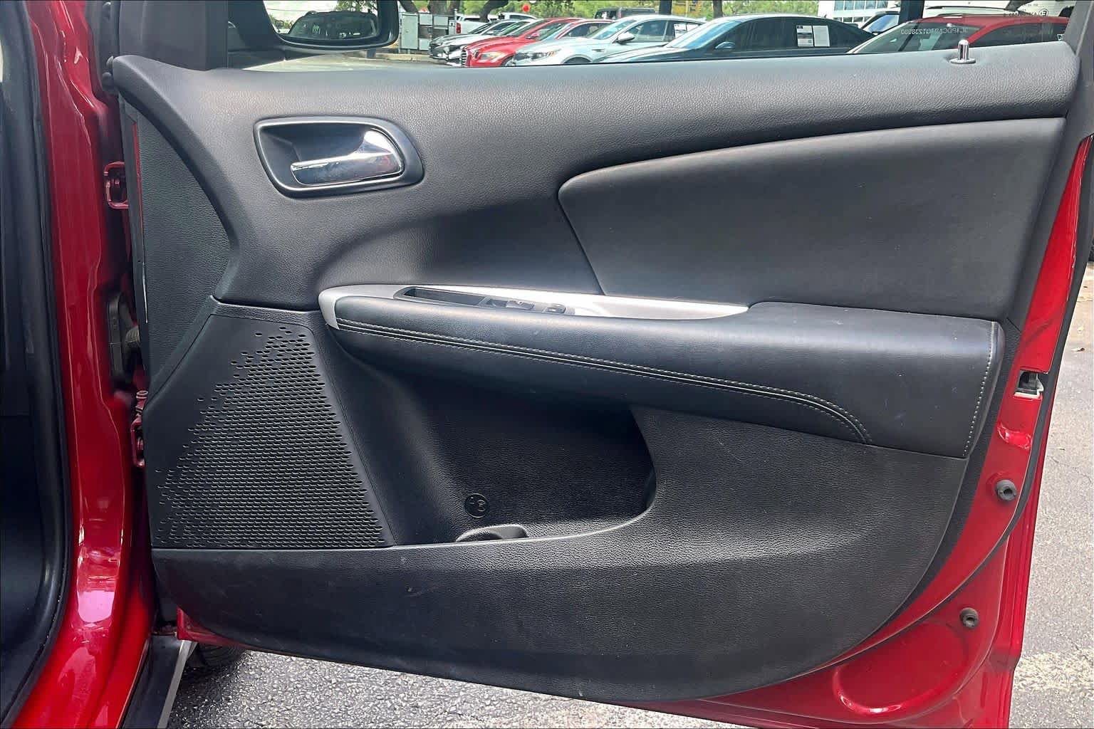 Used 2016 Dodge Journey SE w/ Flexible Seating Group FWD image 23