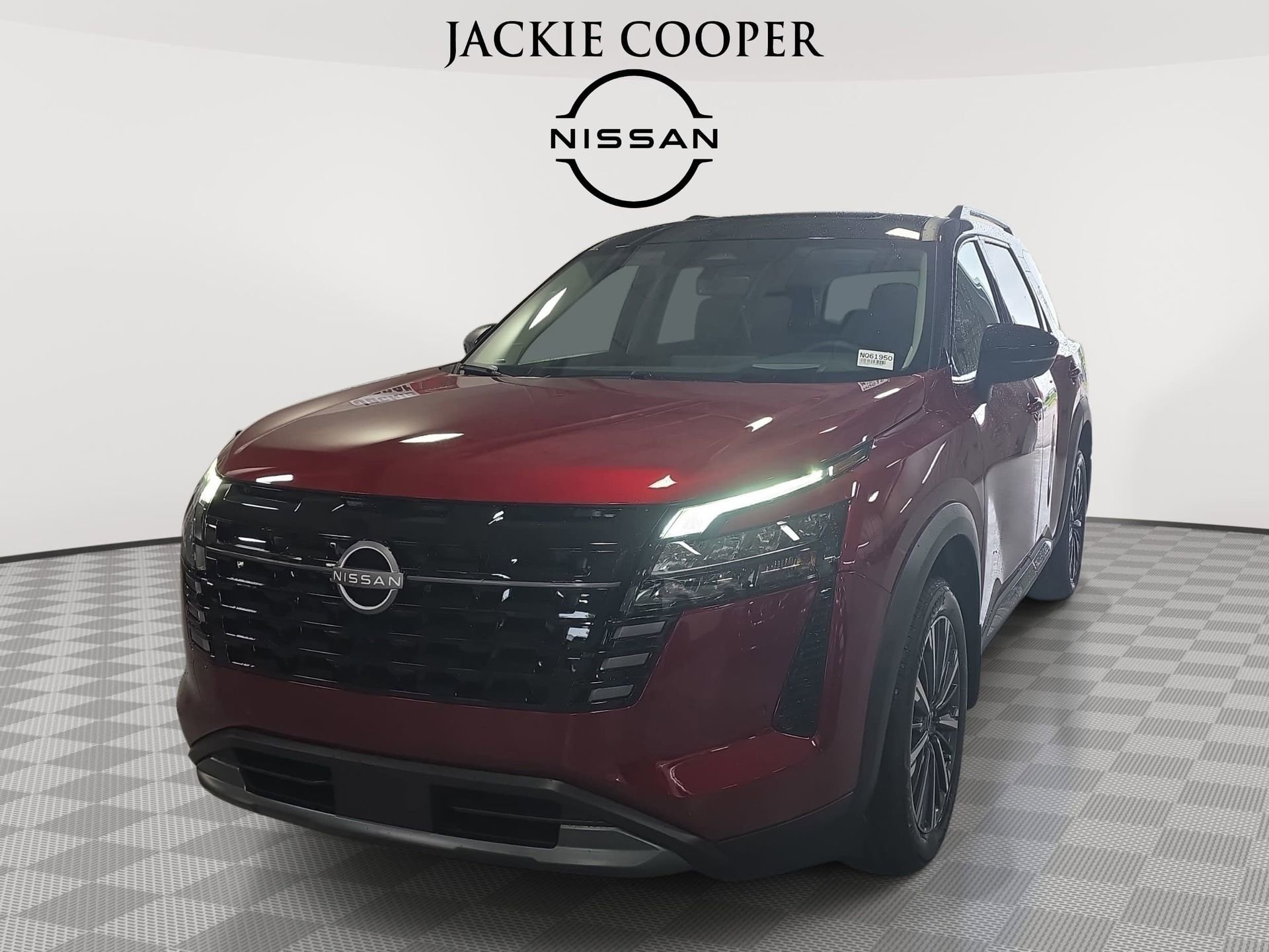 New 2026 Nissan Pathfinder Platinum image 1
