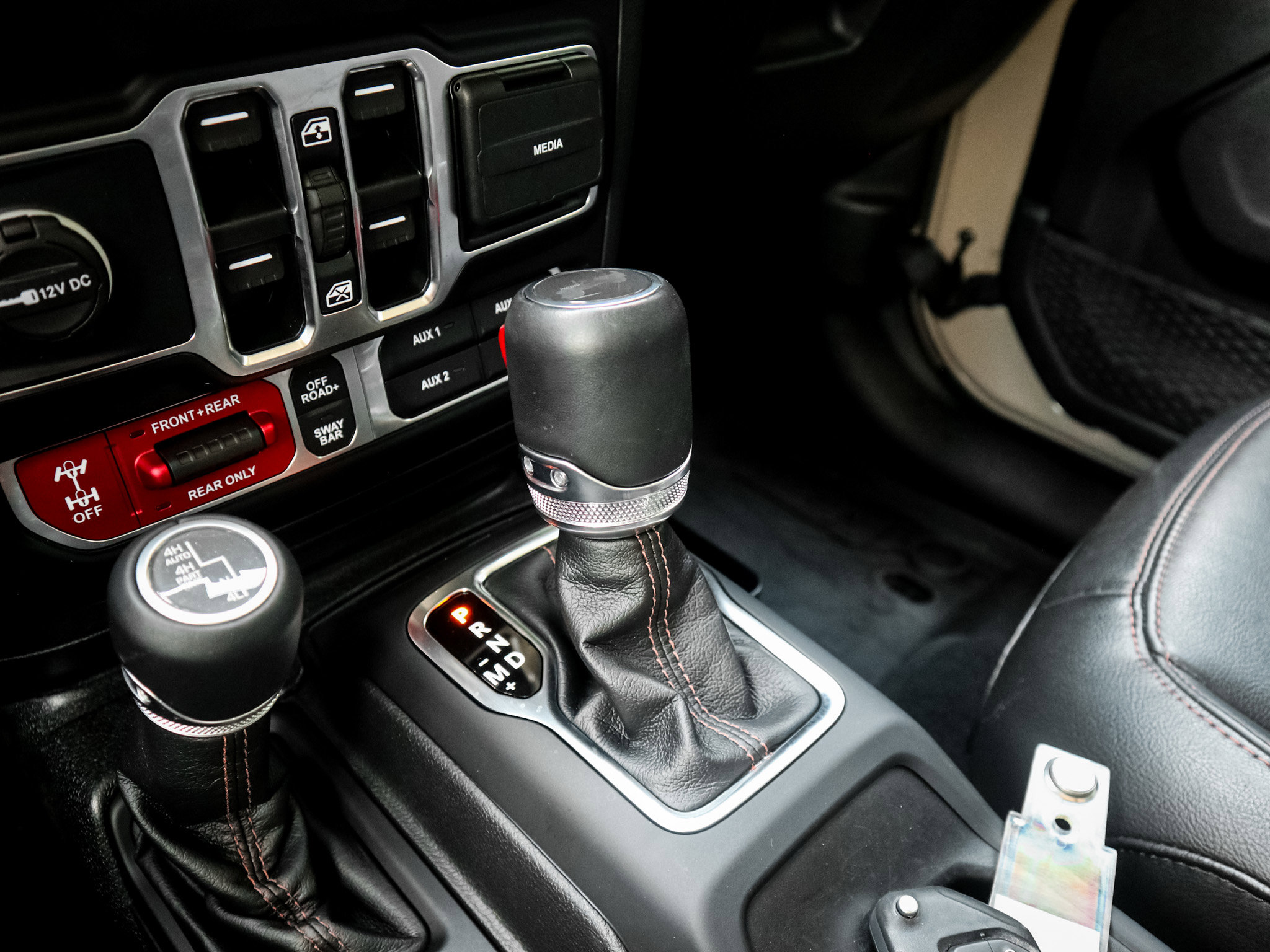 Used 2022 Jeep Wrangler Unlimited Rubicon AWD/4WD image 26