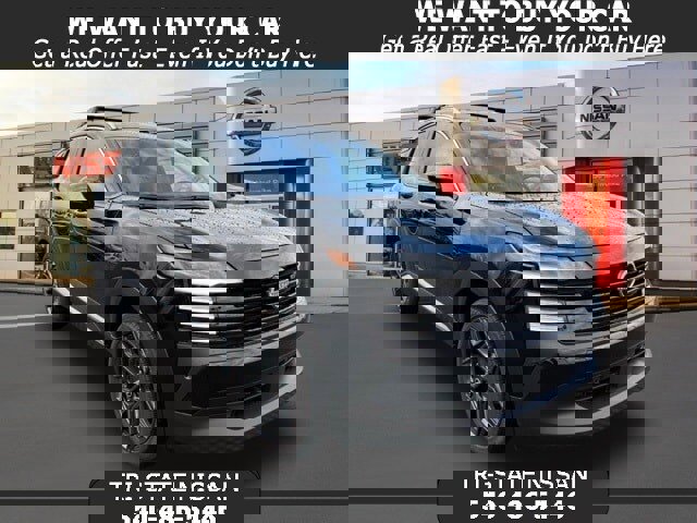 New 2026 Nissan Kicks SR w/ SR Premium Package