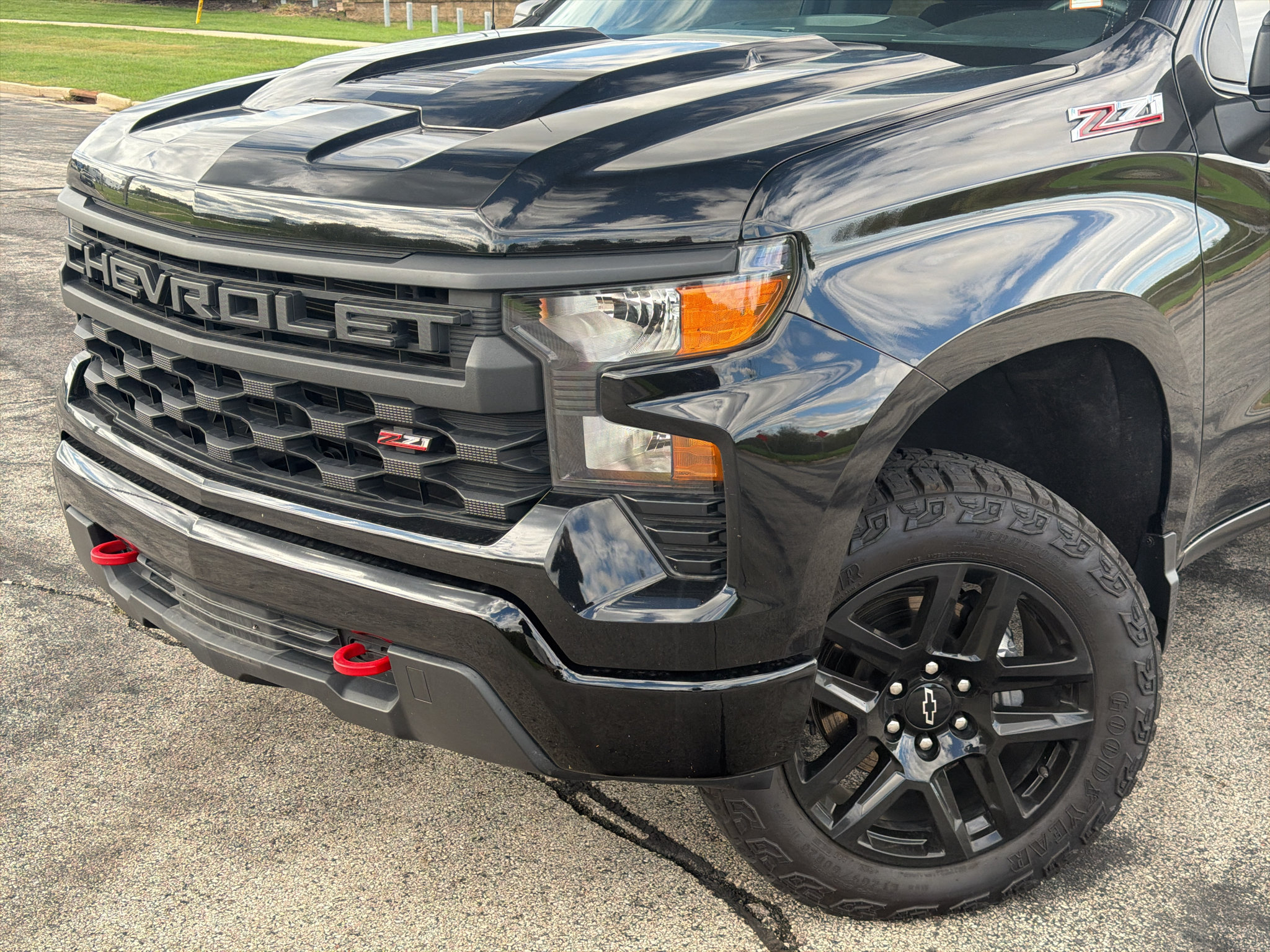 Used 2023 Chevrolet Silverado 1500 Custom Trail Boss AWD/4WD image 8