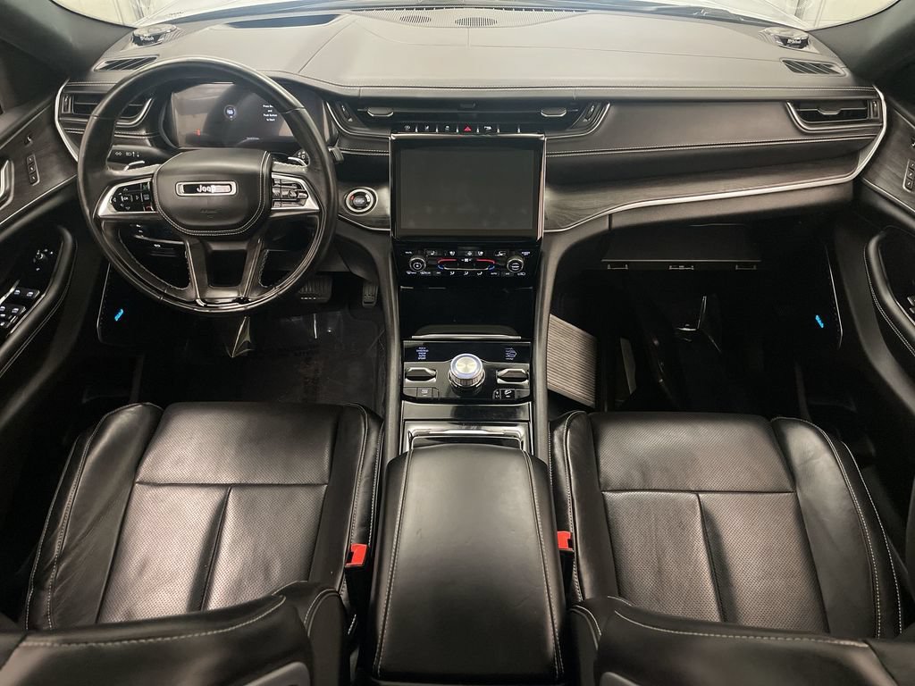 Used 2021 Jeep Grand Cherokee L Overland w/ Advanced Protech Group III AWD/4WD image 15
