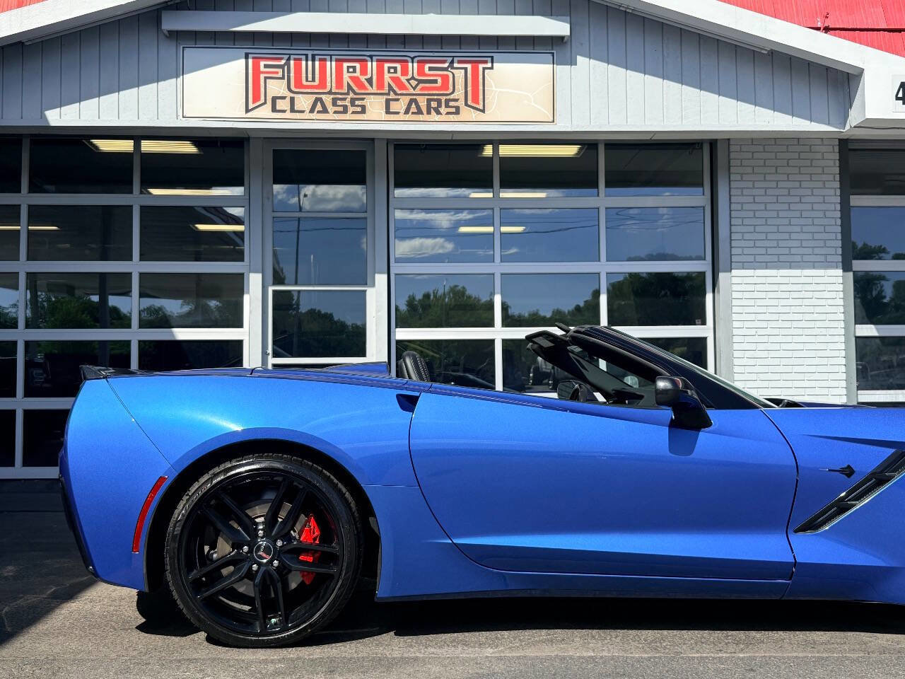 Used 2015 Chevrolet Corvette Stingray Convertible w/ 2LT Preferred Equipment Group RWD image 16