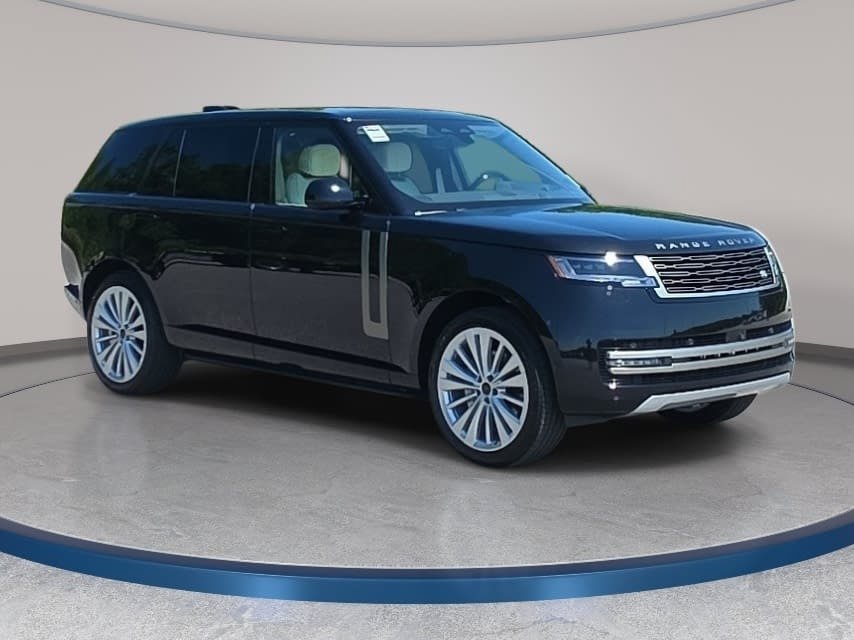 New 2026 Land Rover Range Rover Long Wheelbase SE AWD/4WD image 3