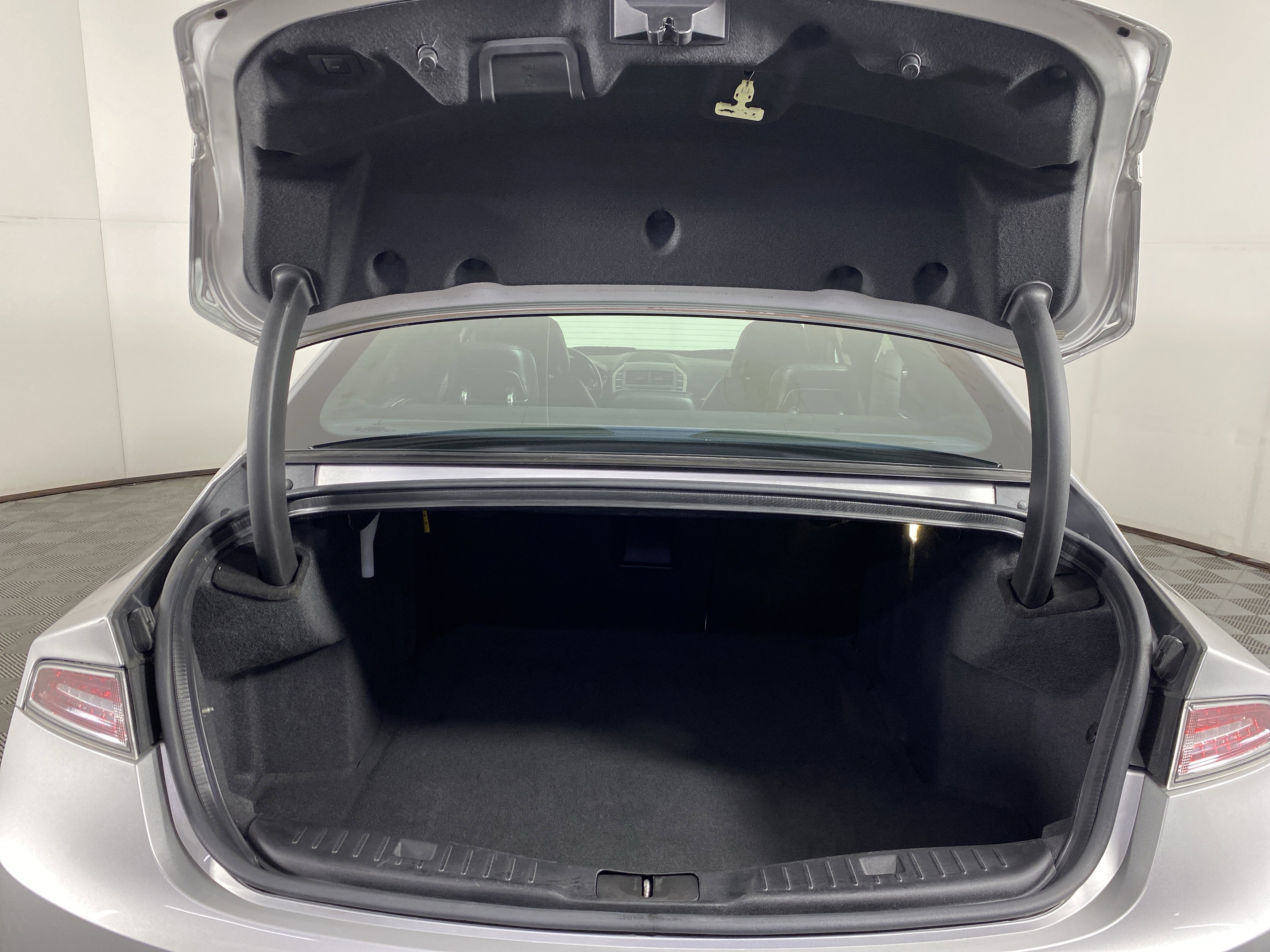 Used 2017 Lincoln MKZ Reserve FWD image 34