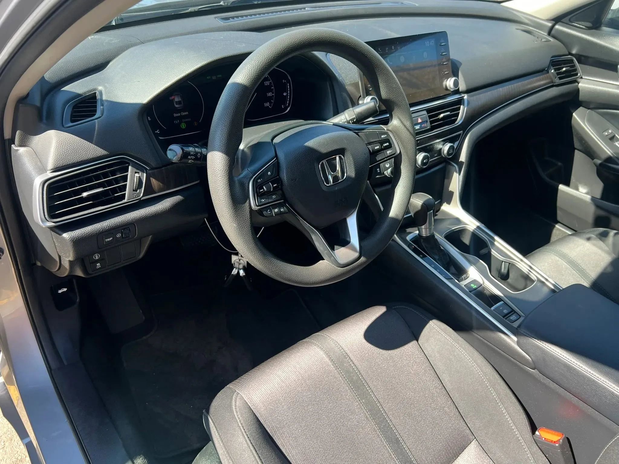 Used 2018 Honda Accord EX image 14