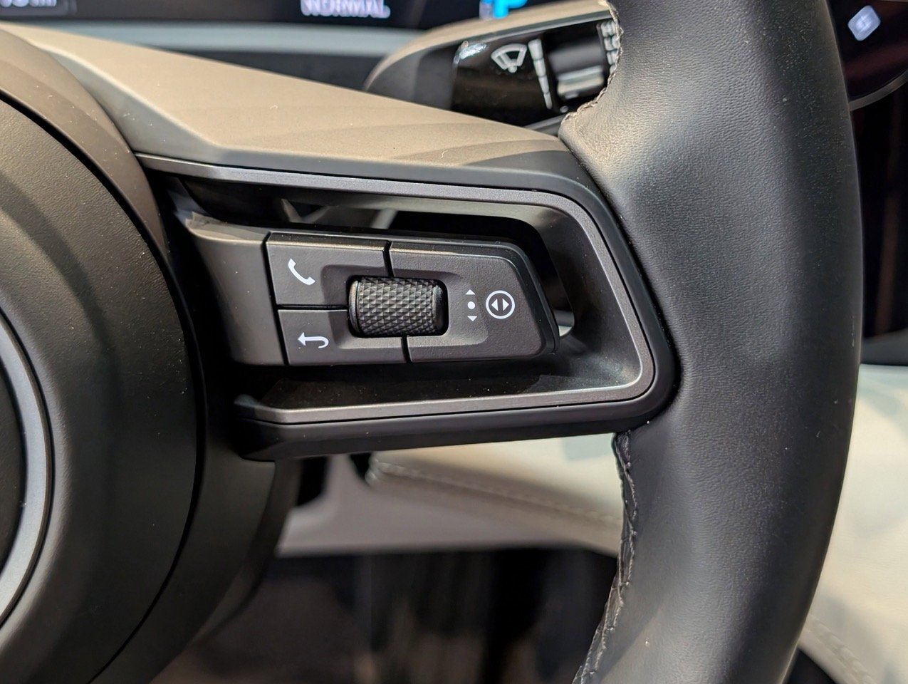 New 2024 Porsche Taycan image 26