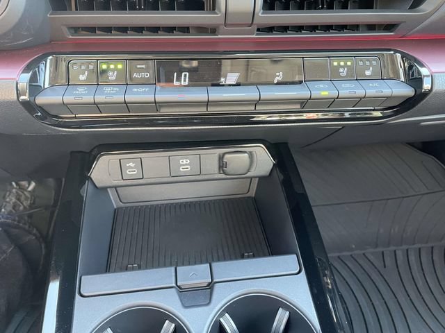 Used 2026 Toyota Prius Plug-In Hybrid w/ Limited Premium Package FWD image 27