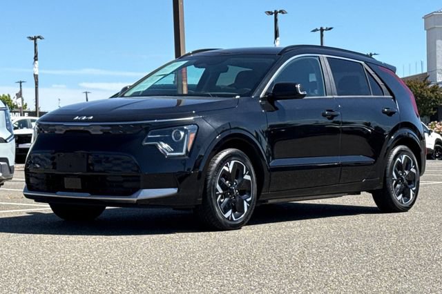 Certified 2024 Kia Niro Wind FWD image 10
