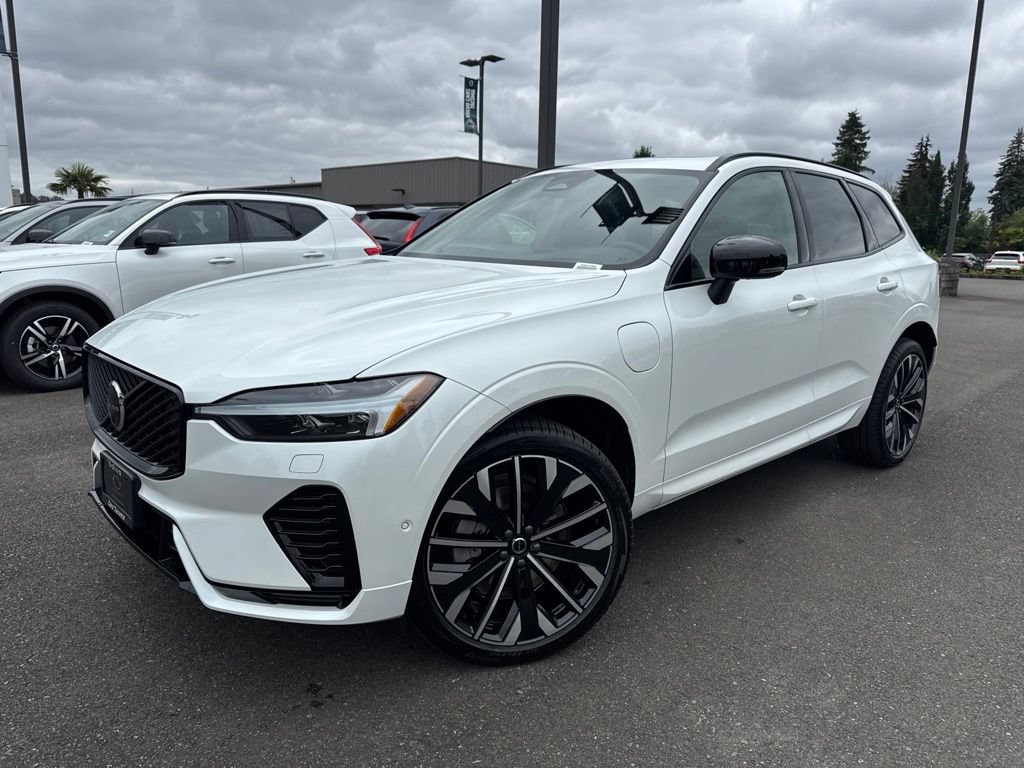 New 2026 Volvo XC60 T8 Ultra w/ Protection Package Premier