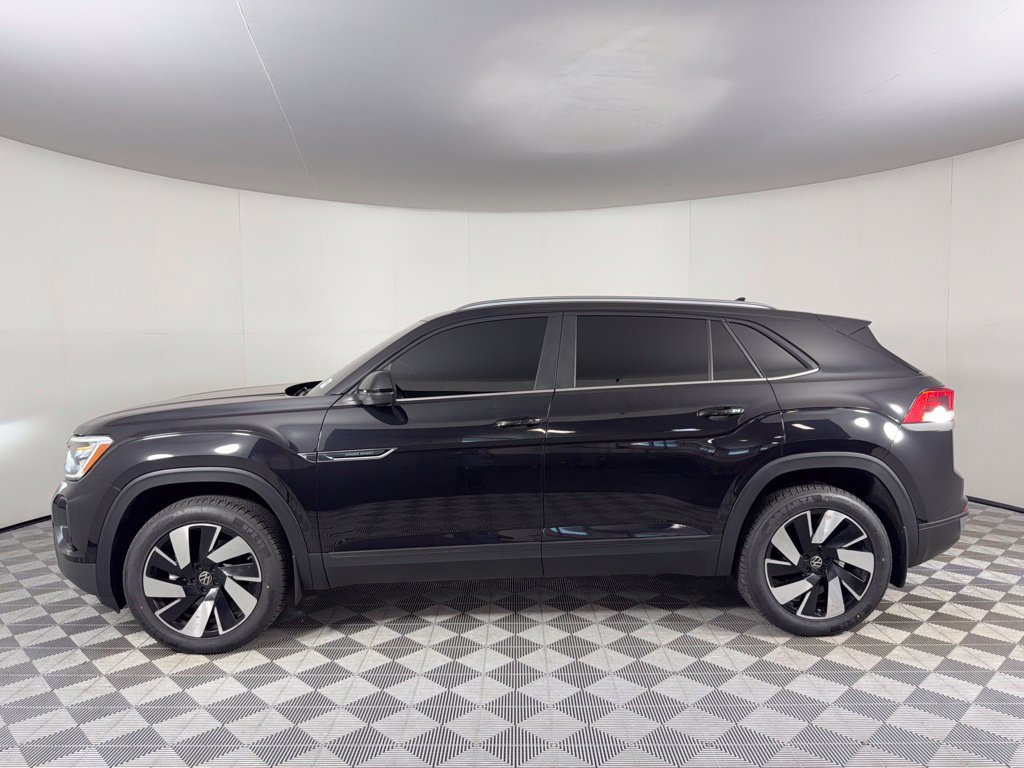 Used 2024 Volkswagen Atlas Cross Sport SE AWD/4WD image 10