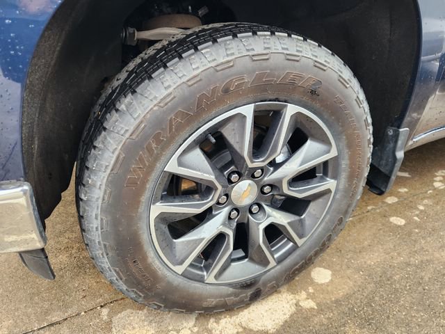 Used 2023 Chevrolet Silverado 1500 LT image 10