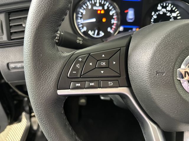 Used 2020 Nissan Rogue SV AWD/4WD image 15
