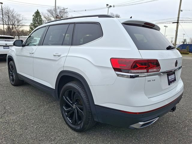 Used 2023 Volkswagen Atlas SE w/ Black Wheel Package image 4