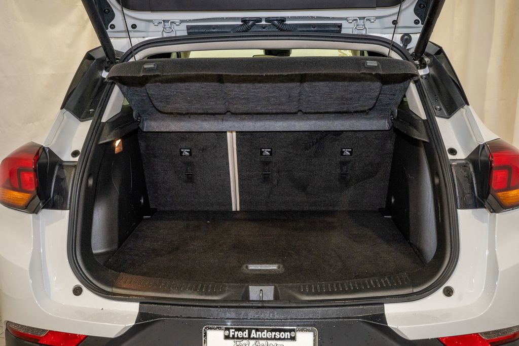 Used 2022 Buick Encore GX Select image 6