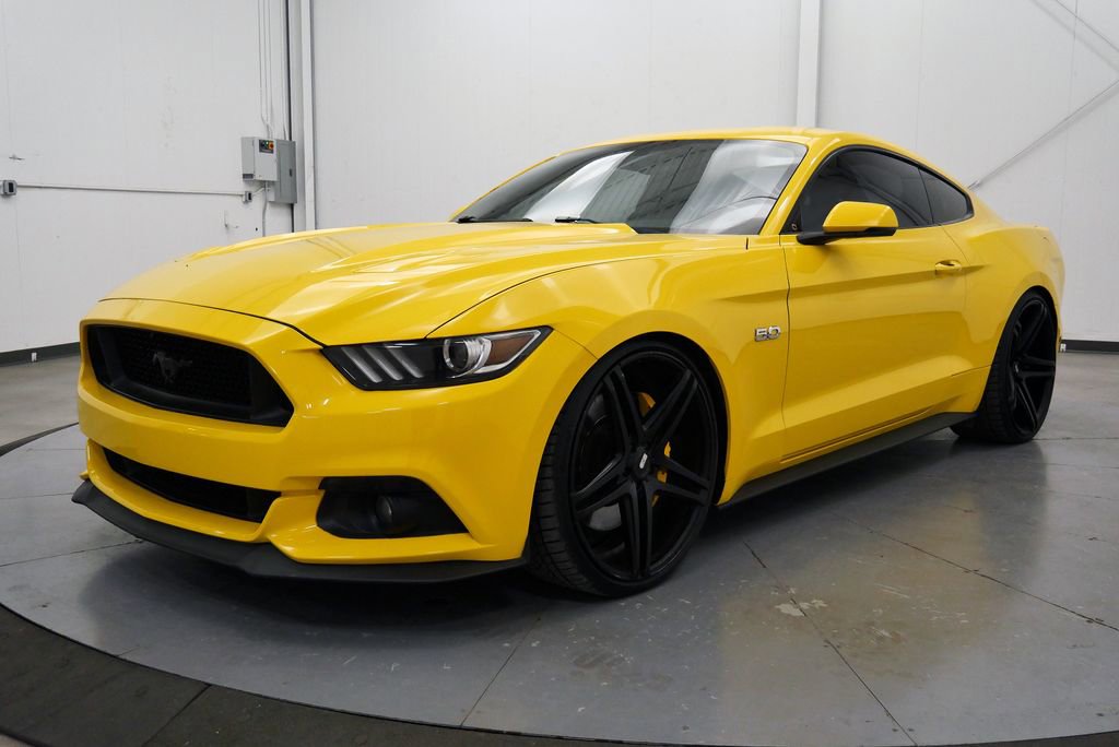 Used 2015 Ford Mustang GT Premium w/ GT Performance Package RWD image 3