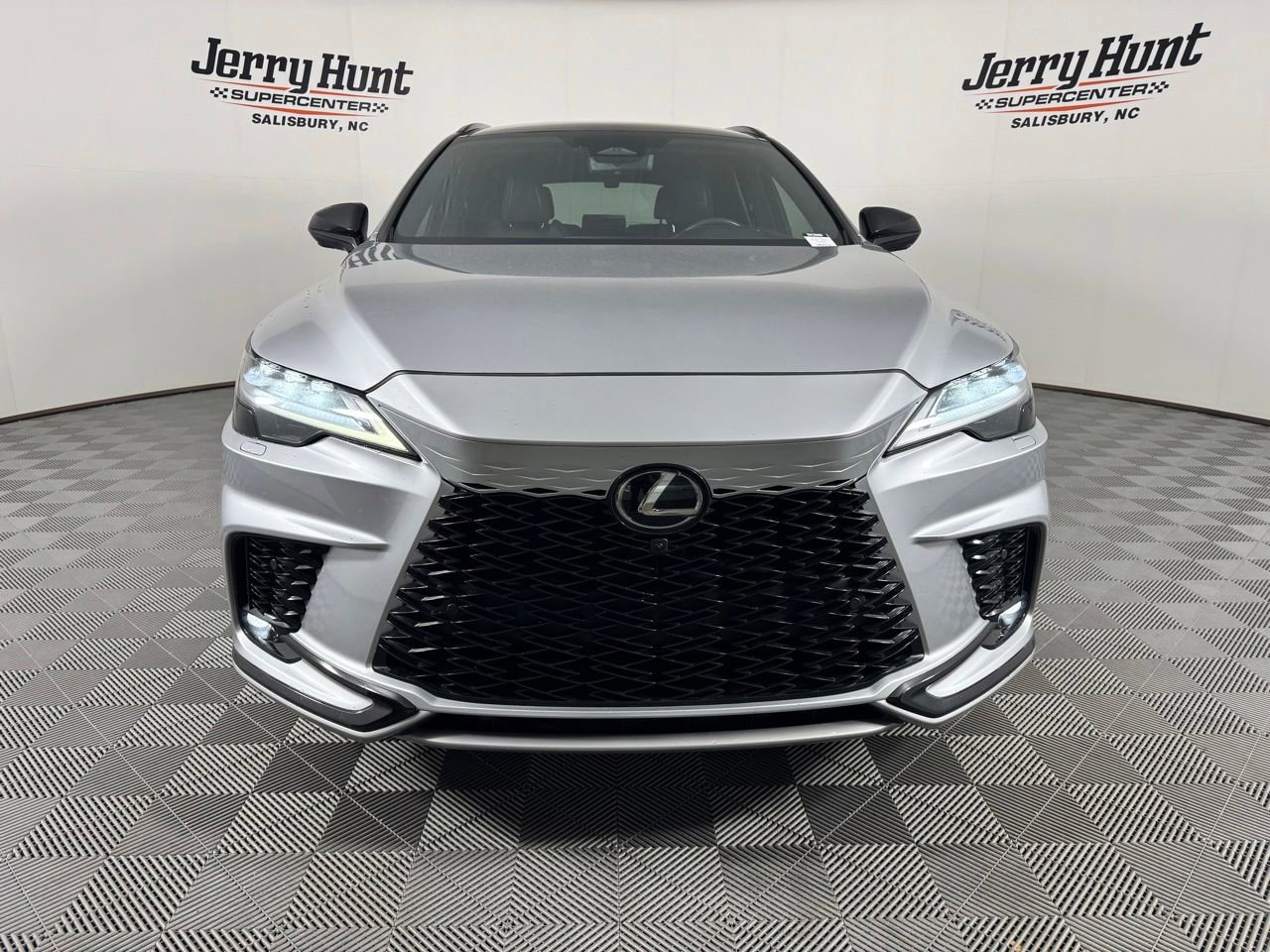 Used 2023 Lexus RX 500h F Sport w/ Cold Area Package AWD/4WD image 4