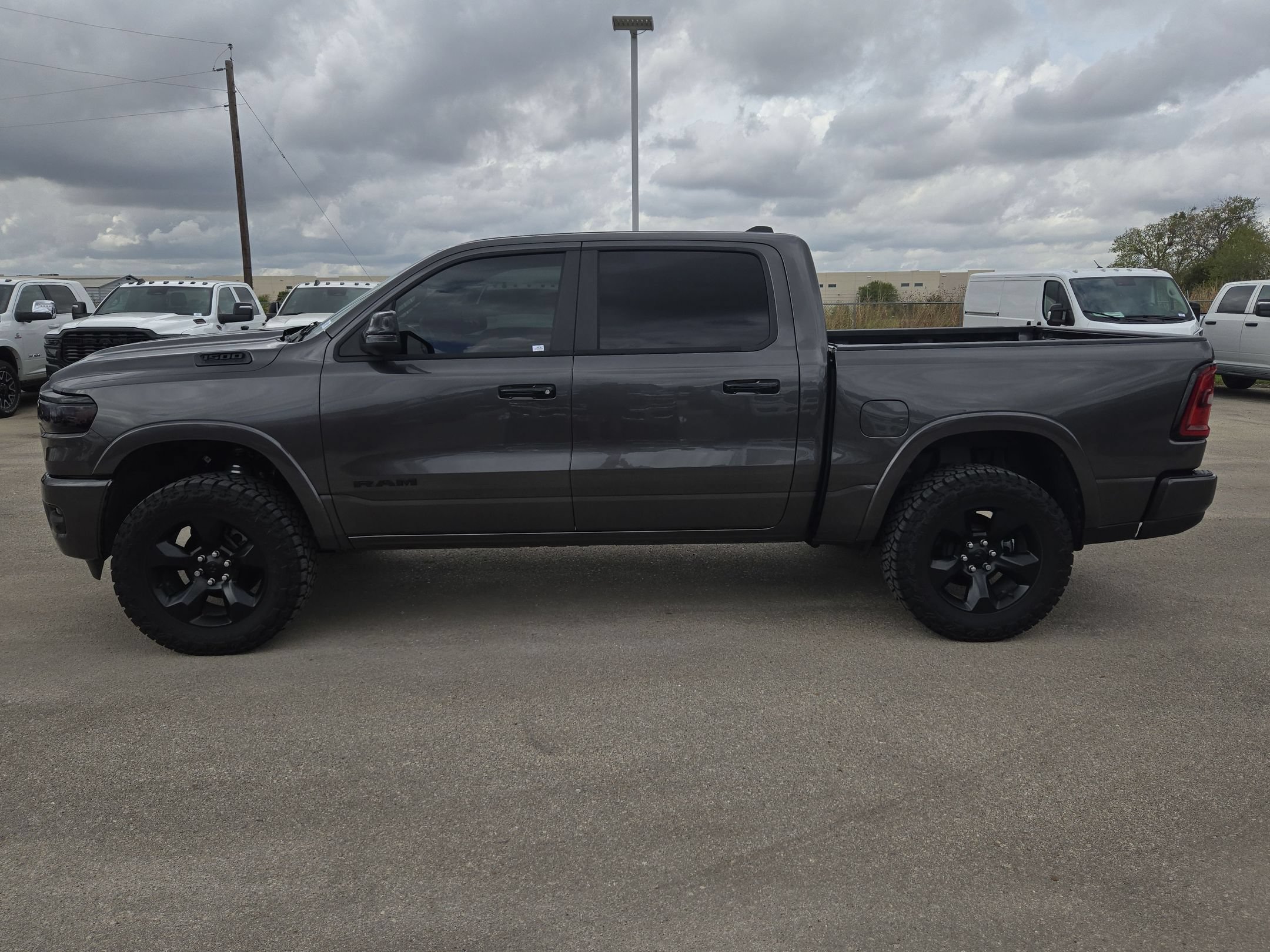 Used 2026 RAM 1500 Lone Star AWD/4WD image 6