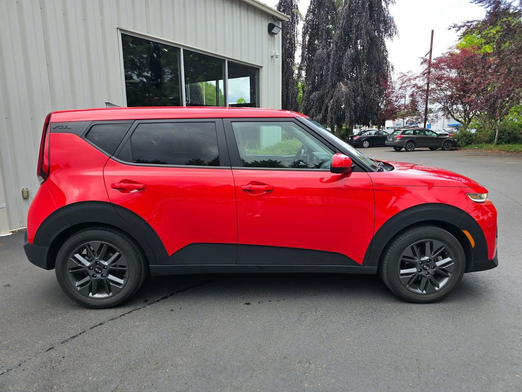 Used 2020 Kia Soul EX FWD image 3