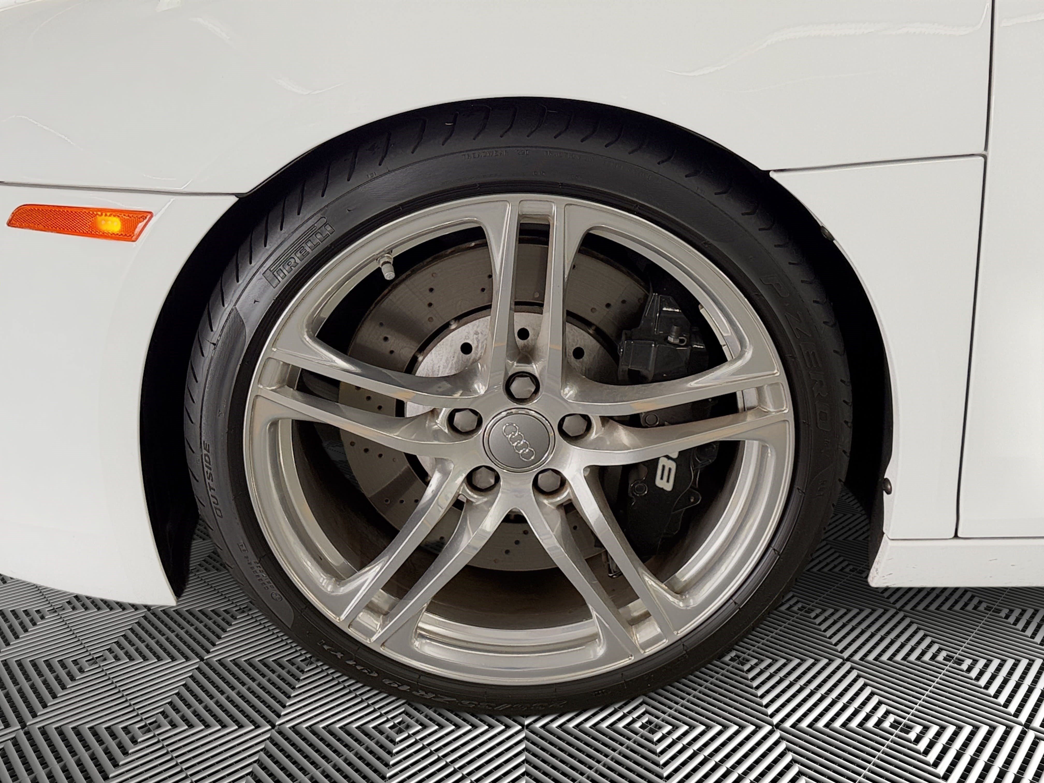 Used 2009 Audi R8 V8 AWD/4WD image 12