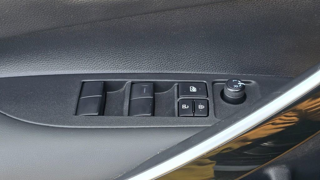 Used 2022 Toyota Corolla XSE w/ Carpet Mat Package (TMS) image 24