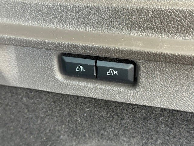 Used 2022 Lincoln Corsair AWD w/ Premium Package image 44