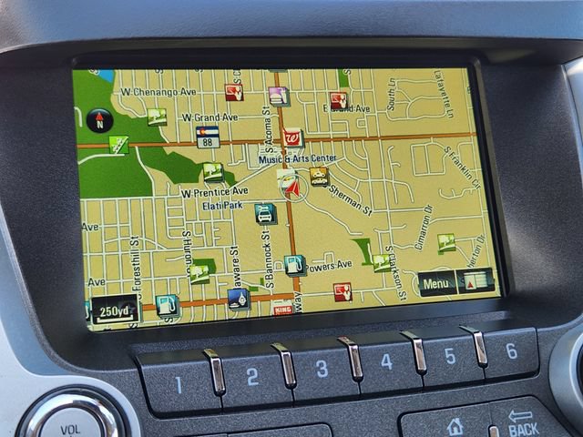 Used 2017 Chevrolet Equinox Premier w/ Enhanced Convenience Package AWD/4WD image 18