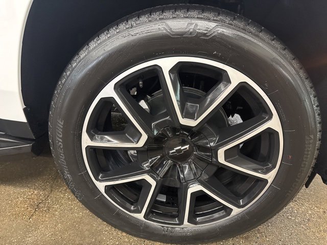 New 2026 Chevrolet Suburban RST w/ Comfort Package image 9